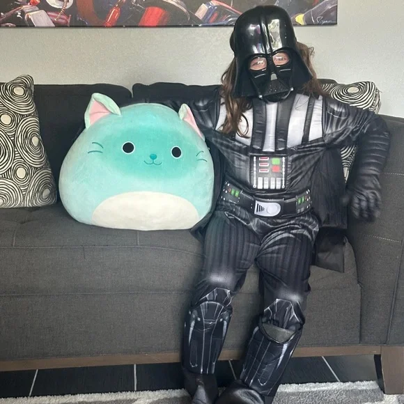 Kids Darth Vader Costume (size 7/8) - Picture 7 of 7